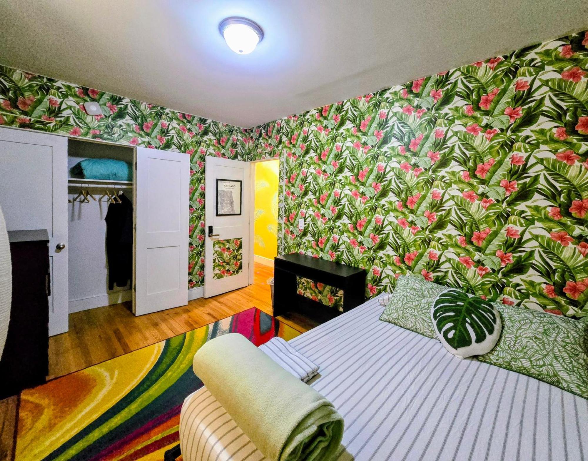 Tropical Comfort Room In Harlem Cozy Stay With Snacks & Style Ню Йорк Екстериор снимка